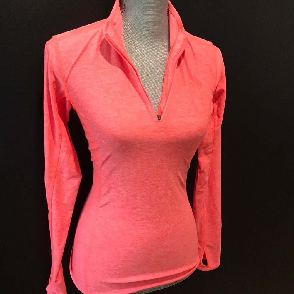 North Face Motivation Zip Pullover - image 5